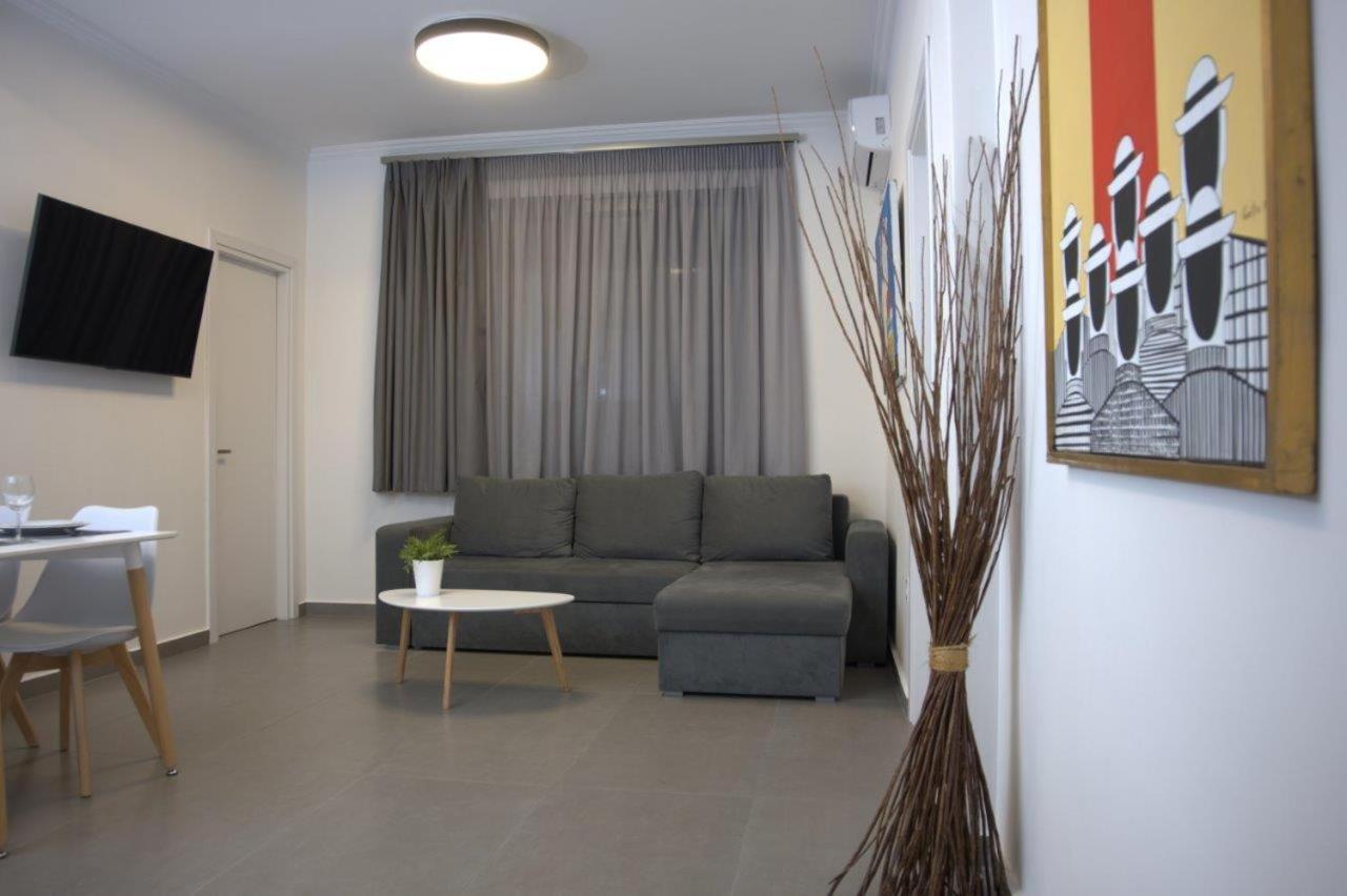 Synathens II - Apartments & Studios ภายนอก รูปภาพ